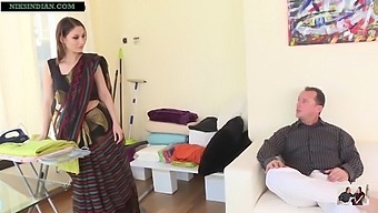 لونا ميلبا، ربة البيت الناضجة، تحصل على نيك شديد في مؤخرتها