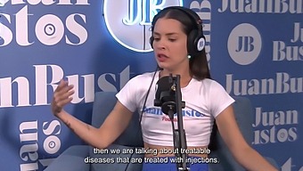 Η Παθιασμένη Βόλτα Της Yessica Bunny Με Μια Μηχανή Σεξ Για Παρατεταμένο Γυναικείο Οργασμό