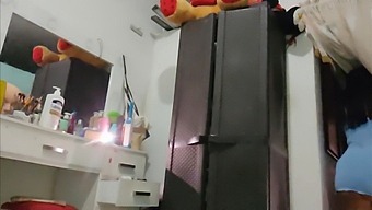 Κρυφό Βίντεο Με Καμπύλες Ερασιτέχνη